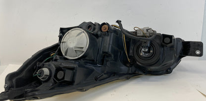 2010 Subaru Outback Front Right Passenger Side Headlight Head Lamp Halogen OEM