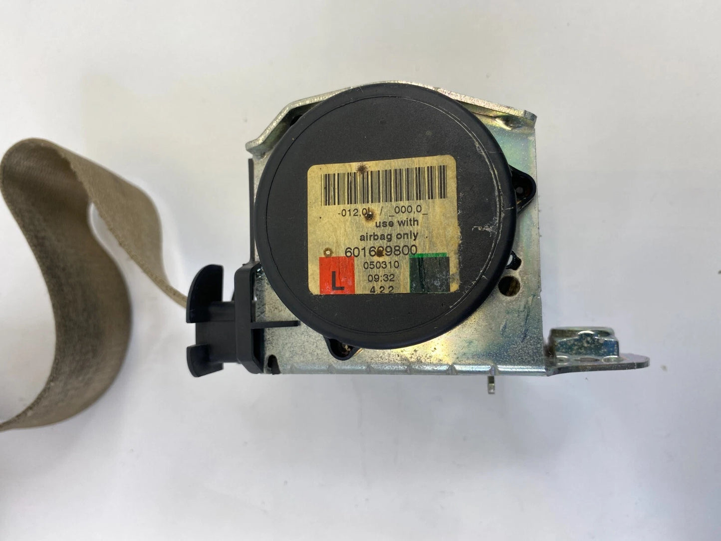 2004-2007 BMW 530i 525i FRONT LEFT DRIVER SIDE SEAT BELT RETRACTOR 601629800 OEM