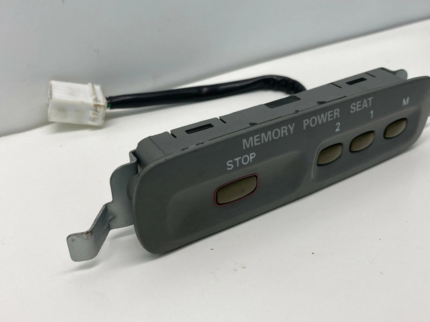 1997-2004 MITSUBISHI DIAMANTE FRONT LEFT SEAT POWER MEMORY SWITCH CONTROL OEM
