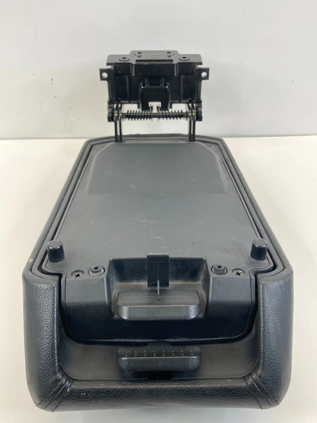 2011-2014 HYUNDAI SONATA CENTER CONSOLE ARMREST ARM REST LID STORAGE 84660-3S000