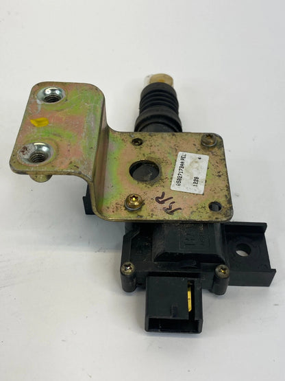 2001-2003 CHRYSLER PT CRUISER REAR RIGHT DOOR LOCK MOTOR ACTUATOR 05027178AA OEM