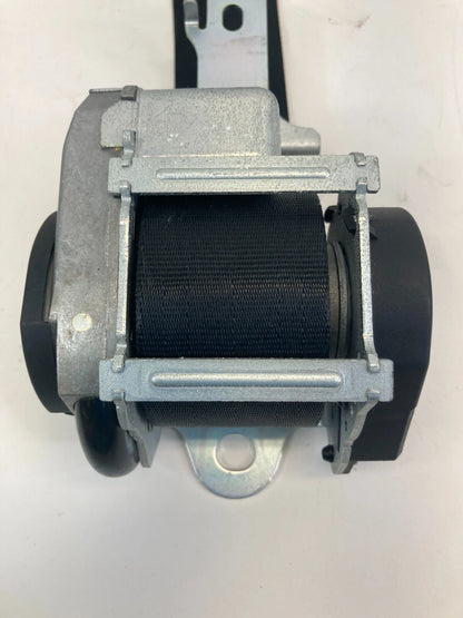 2004-2006 MAZDA 3 MAZDA3 SEDAN FRONT RIGHT SEAT BELT RETRACTOR 606552500A OEM