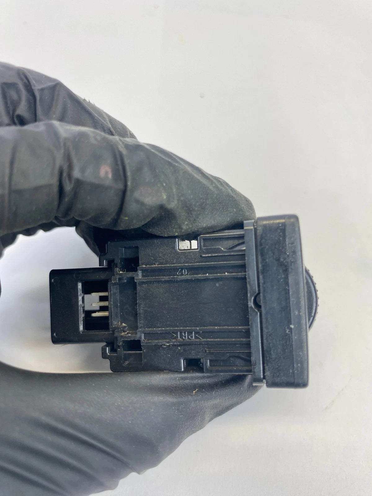 2009-2016 TOYOTA VENZA DRIVER LEFT SIDE HEATED HEAT SEAT SWITCH OEM