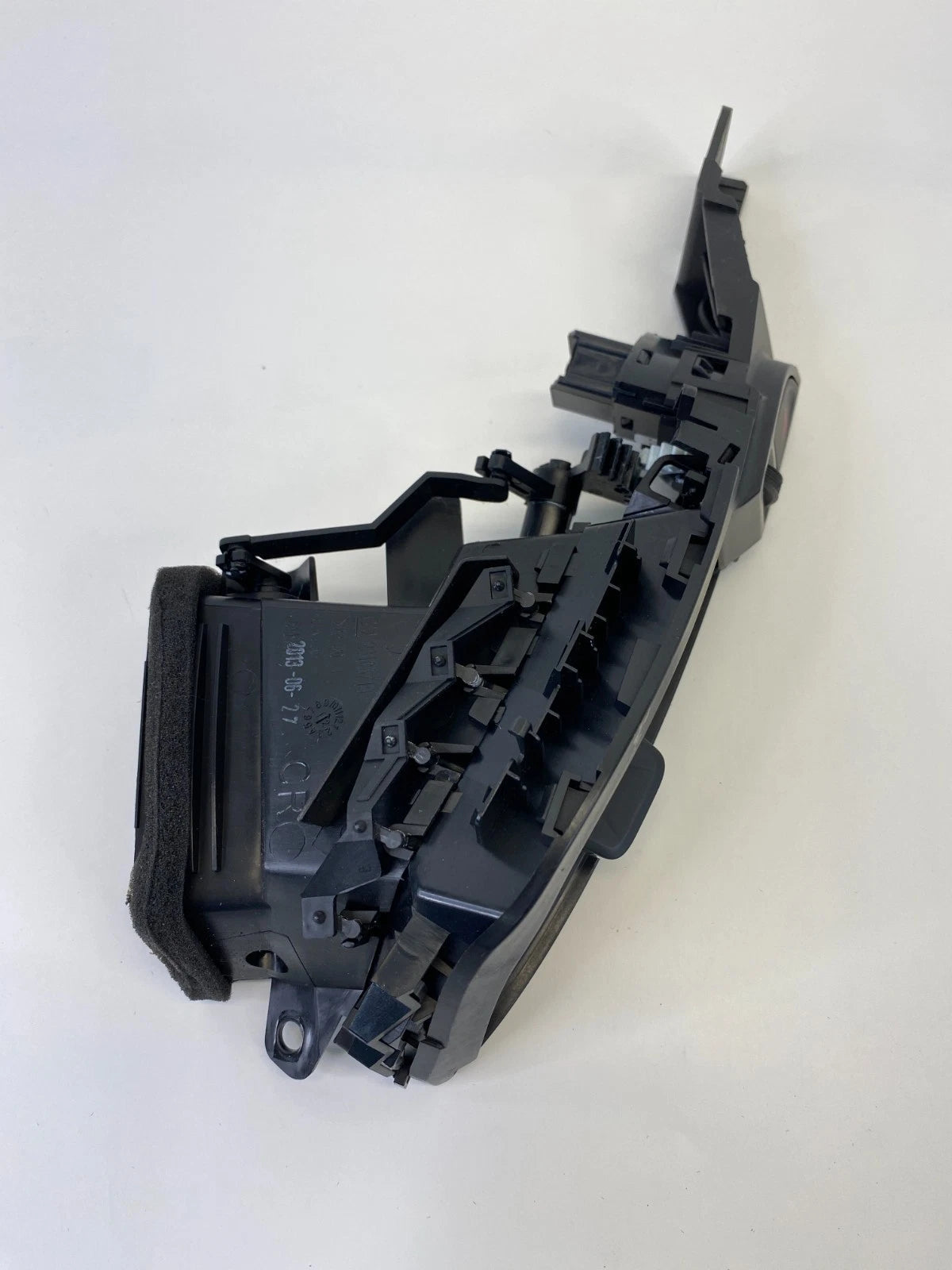 13-19 CADILLAC ATS RIGHT CENTER DASH AC A/C HEATER AIR VENT GRILLE 23108719 OEM