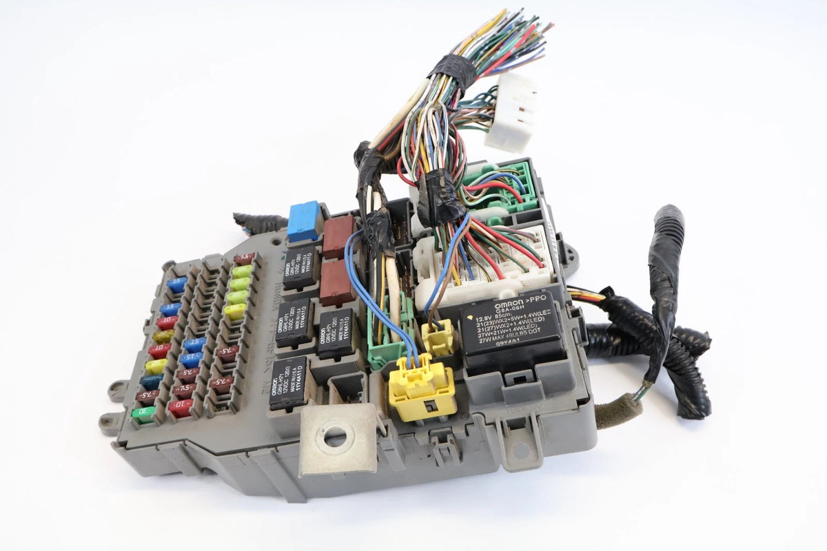 2003-2005 HONDA ACCORD 2.4L UNDER DASH CABIN FUSE BOX PANEL OEM SDA-A00-AA