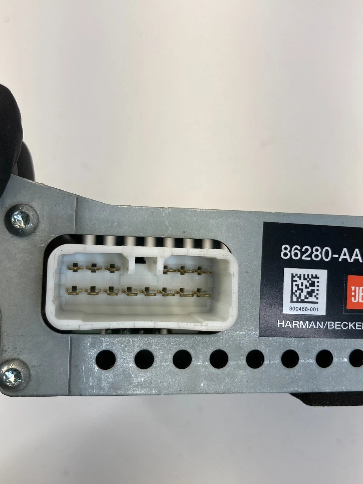 2004-2006 TOYOTA CAMRY RADIO AUDIO AMP AMPLIFIER SOUND SYSTEM 86280-AA074 OEM