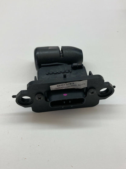 1997 1998 97 98 Lexus ES300 3.0L V6 Mass Air Flow Sensor Meter Assembly OEM