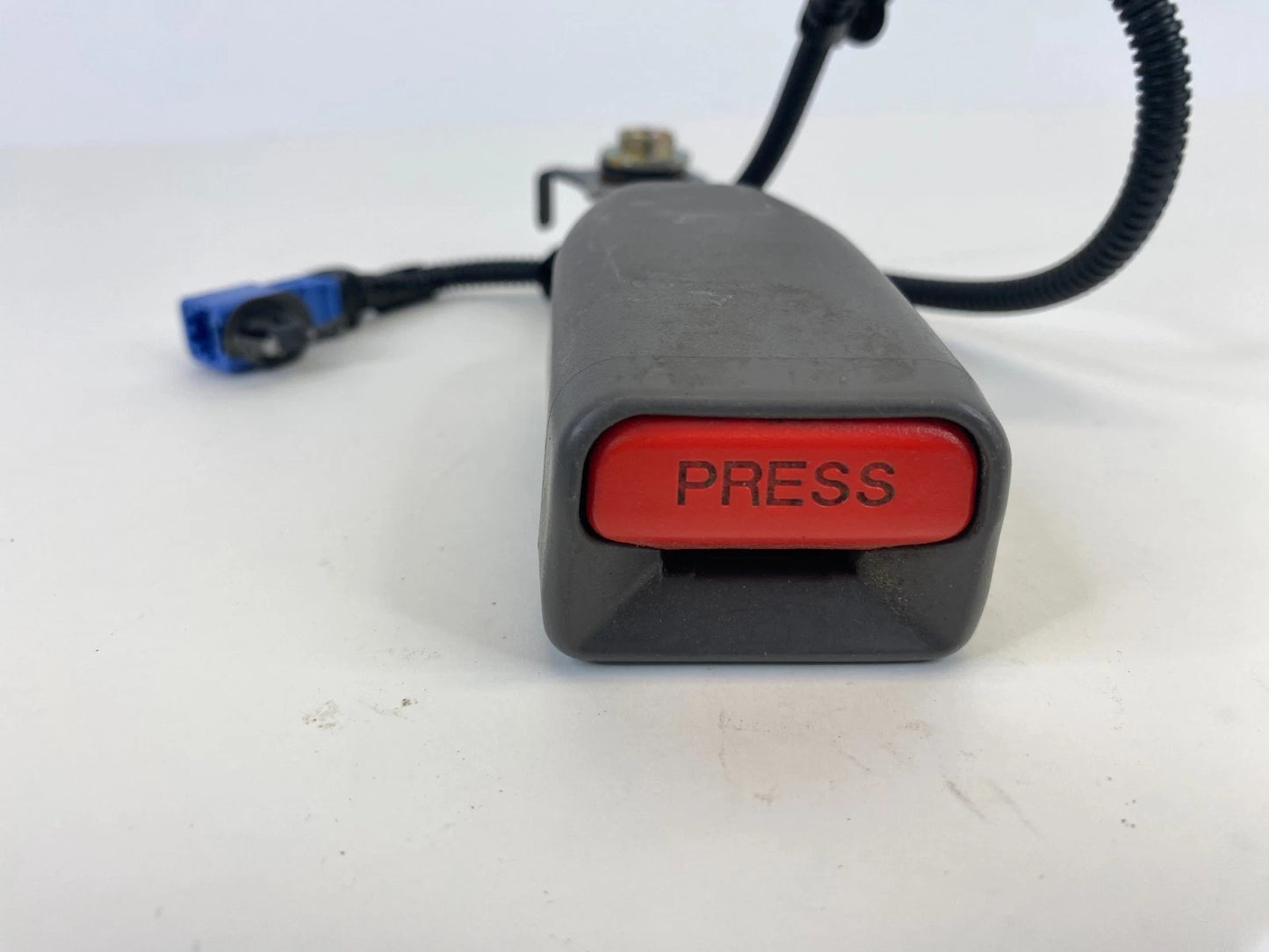 2011-2017 Honda Odyssey Front Right Passenger Side Seat Belt Buckle Assembly OEM