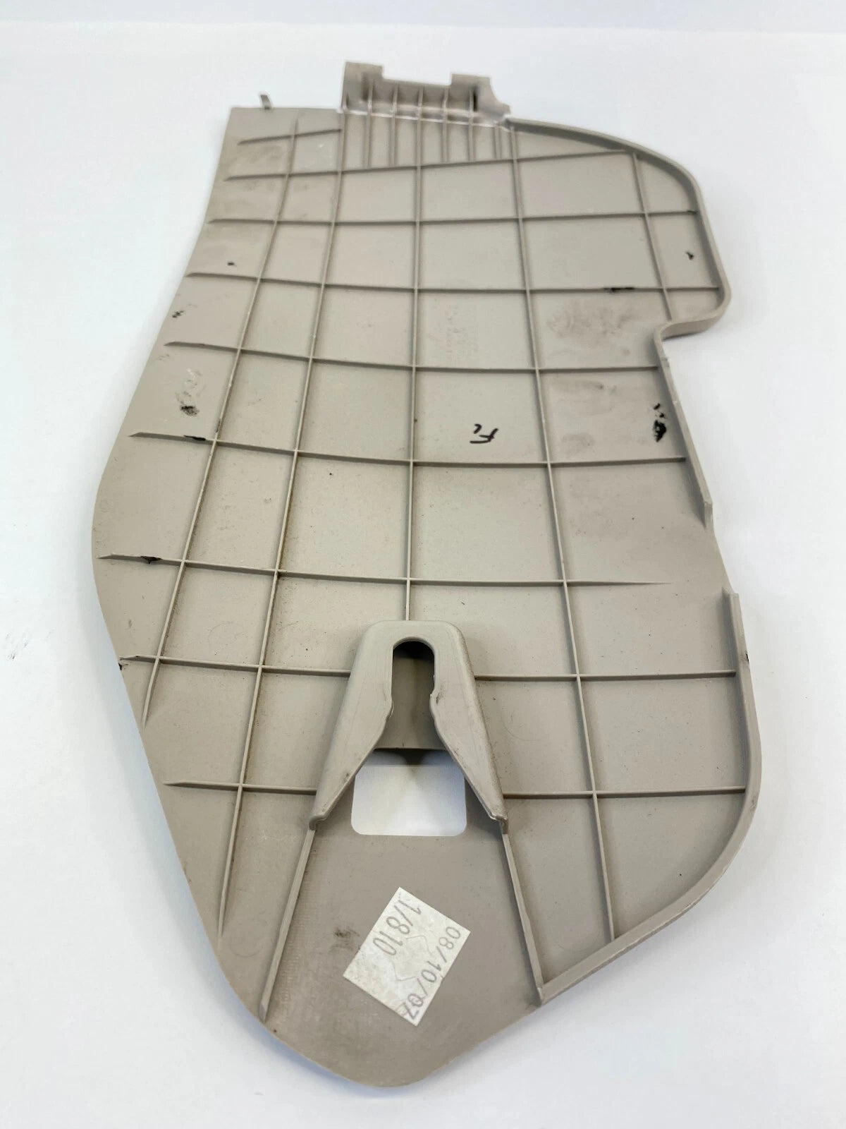 2006-2008 HYUNDAI SONATA SEDAN LEFT SIDE CENTER CONSOLE COVER TRIM 84770-3K000