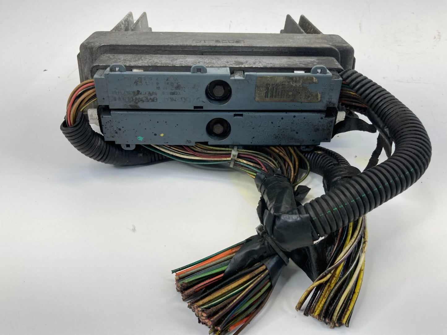 2004 CADILLAC ESCALADE 5.7L ENGINE COMPUTER CONTROL MODULE ECM PCM 12586242 OEM