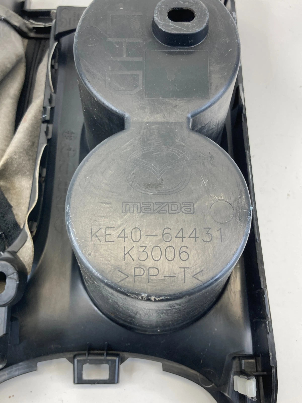 2013 2014 2015 2016 MAZDA CX-5 CX5 CENTER CONSOLE CUP HOLDER KE40-64431 OEM