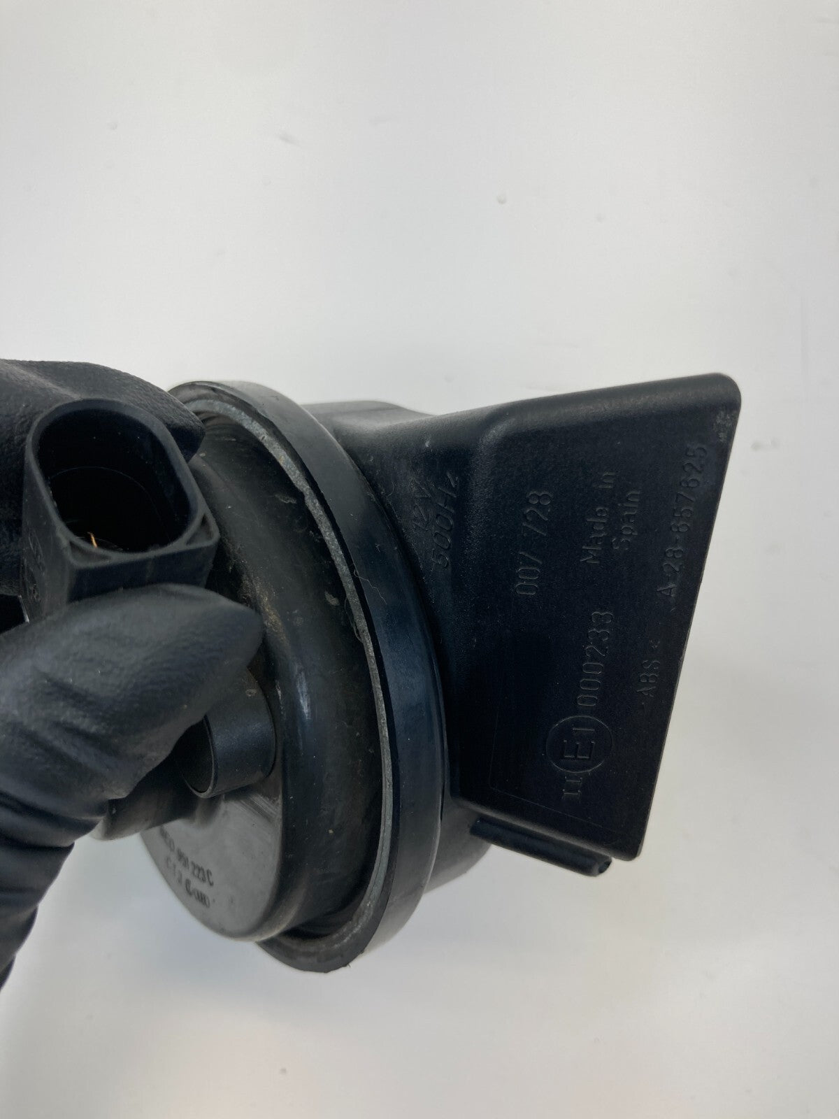 2005 2006 2007 2008 2009 Audi S4 Front Horn Signal Alarm Note Tone E1000233 OEM