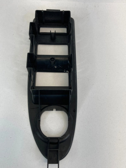 2010-2012 LINCOLN MKT FRONT LEFT DRIVER SIDE POWER MASTER WINDOW SWITCH BEZEL