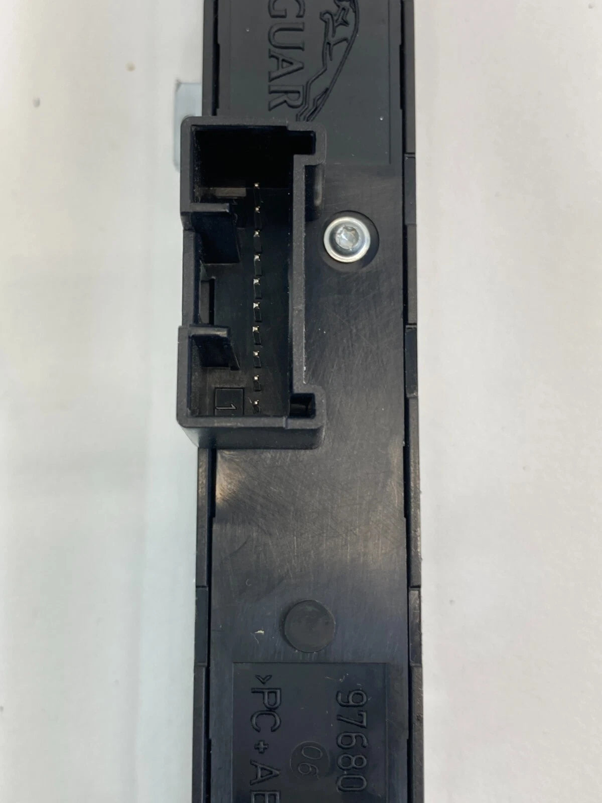 09-12 JAGUAR XF DASH INSTRUMENT PANEL HAZARD LIGHT CONTROL SWITCH 8X2311B650AB