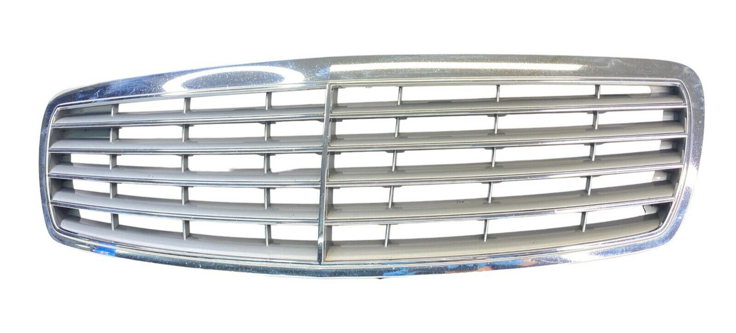 2003-2006 Mercedes-Benz E 500 Front Hood Upper Grill Grille A2118800383 OEM