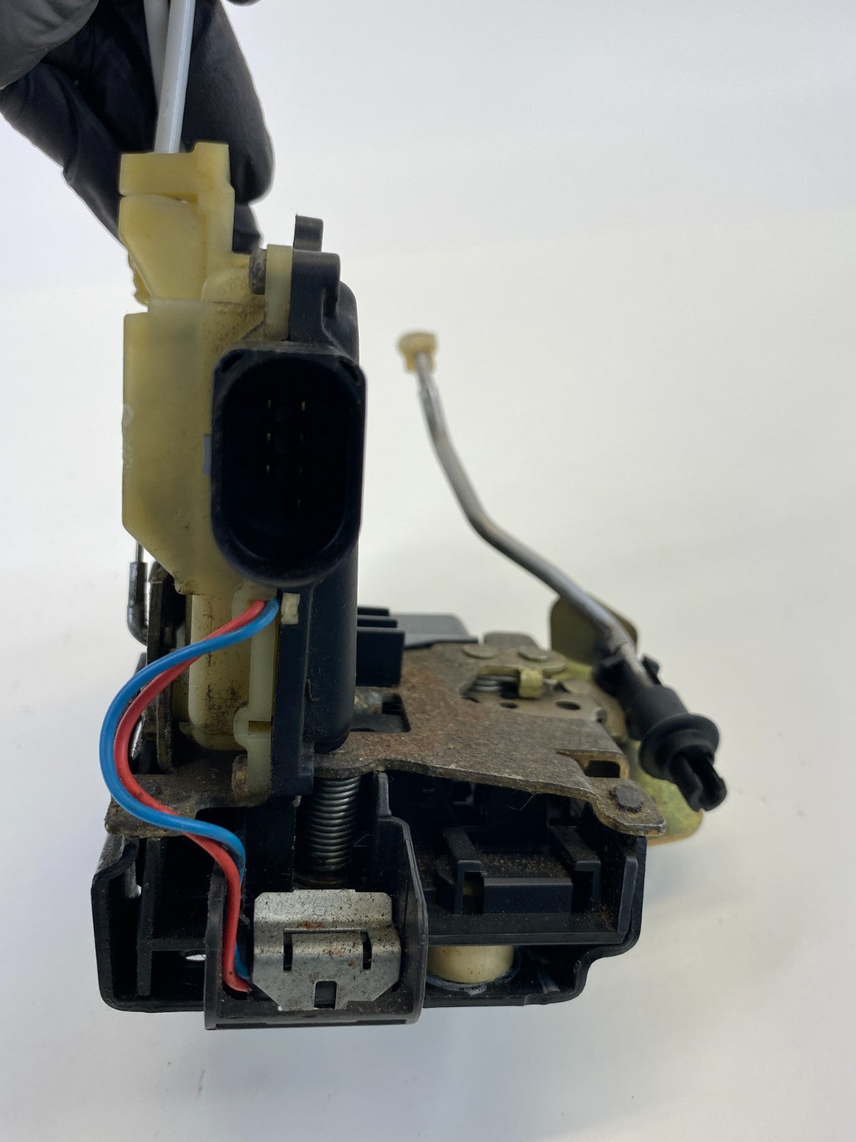 1998-2004 Audi A6 Quattro Rear Left Back Side Door Latch Release Actuator OEM