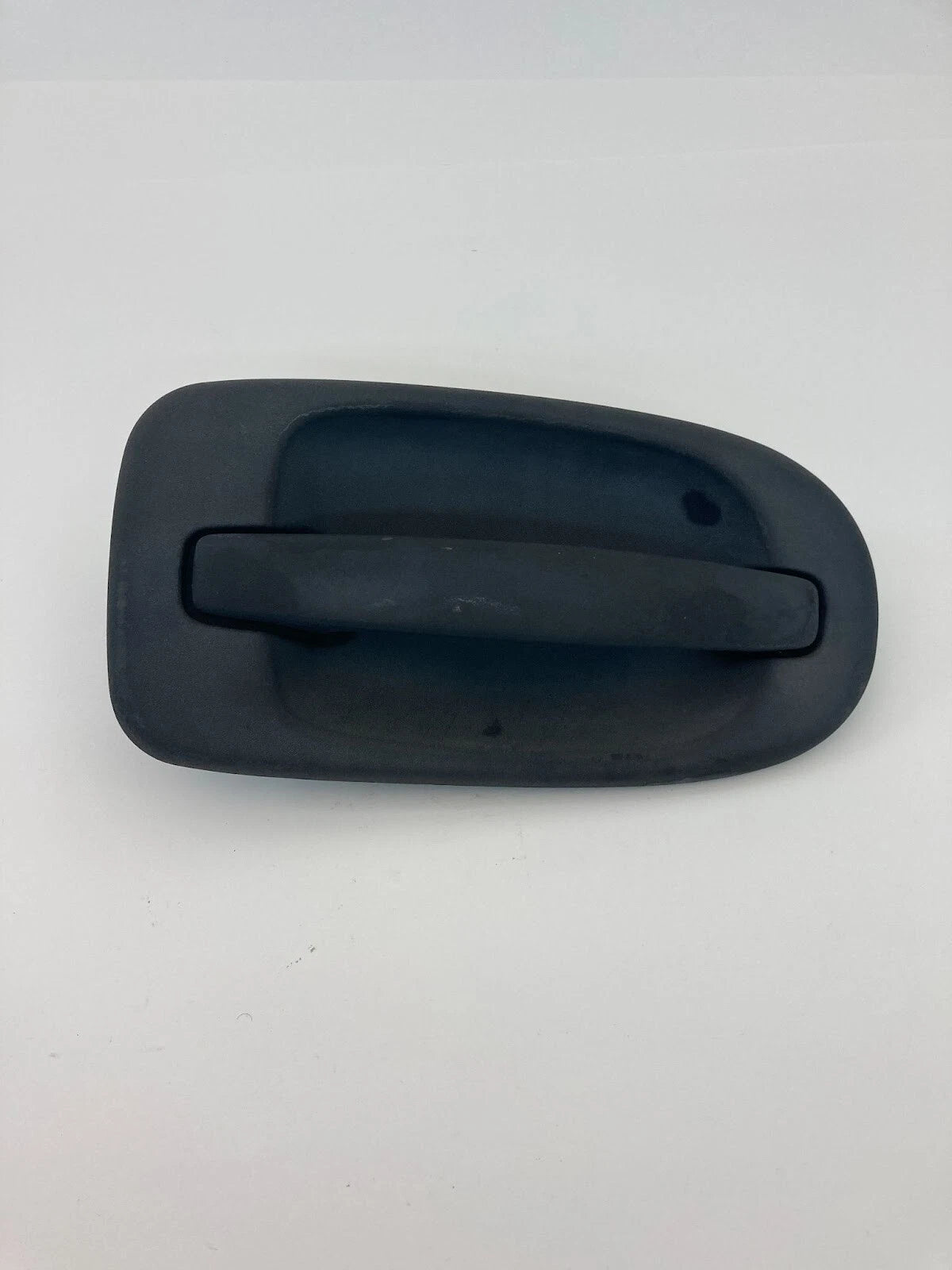2005-2007 SATURN RELAY UPLANDER FRONT RIGHT PASSENGER SIDE EXTERIOR DOOR HANDLE