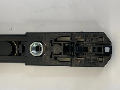 2006-2010 VOLKSWAGEN JETTA FRONT RIGHT PASSENGER SIDE SEAT BELT ADJUSTER HEIGHT