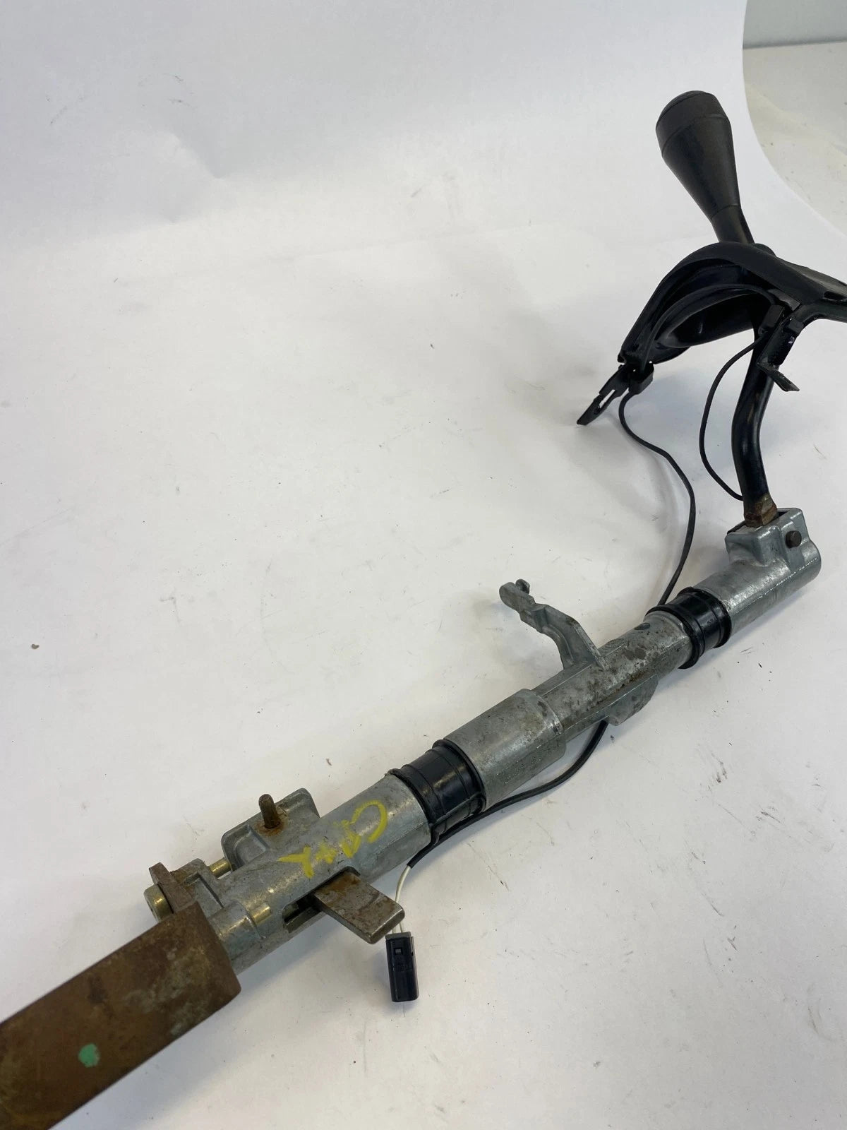 2003 2004 LINCOLN TOWN CAR 4.6L AT STEERING COLUMN SHIFT TUBE SHIFTER ROD LEVER