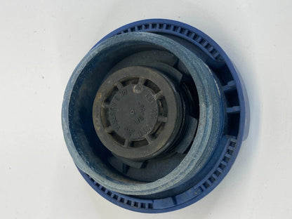1998-2003 VW BEETLE ENGINE COOLANT EXPANSION RADIATOR TANK LID CAP 1J0121321B