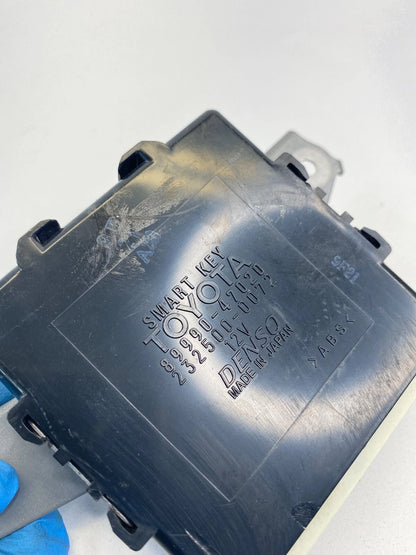 2004 2005 TOYOTA PRIUS SMART KEY ANTI THEFT LOCKING CONTROL MODULE 89990-47020