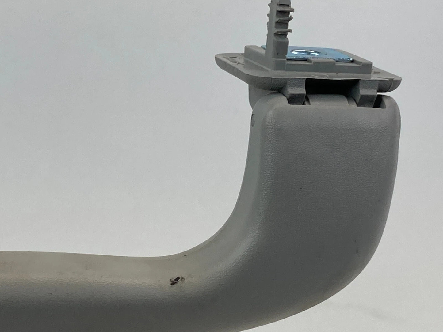 2012-2020 CHEVROLET SONIC REAR RIGHT ROOF GRAB HANDLE PULL ASSIST HOOK OEM