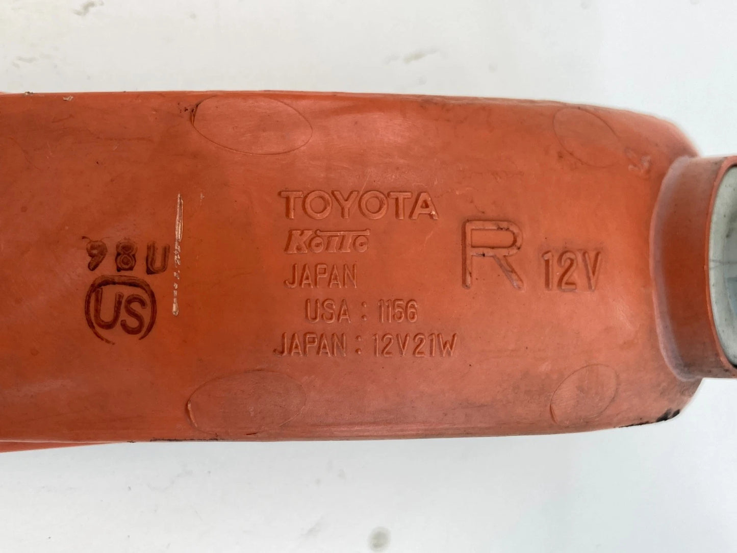 1996 1997 1998 TOYOTA 4RUNNER FRONT BUMPER LEFT SIDE TURN SIGNAL LIGHT LAMP OEM