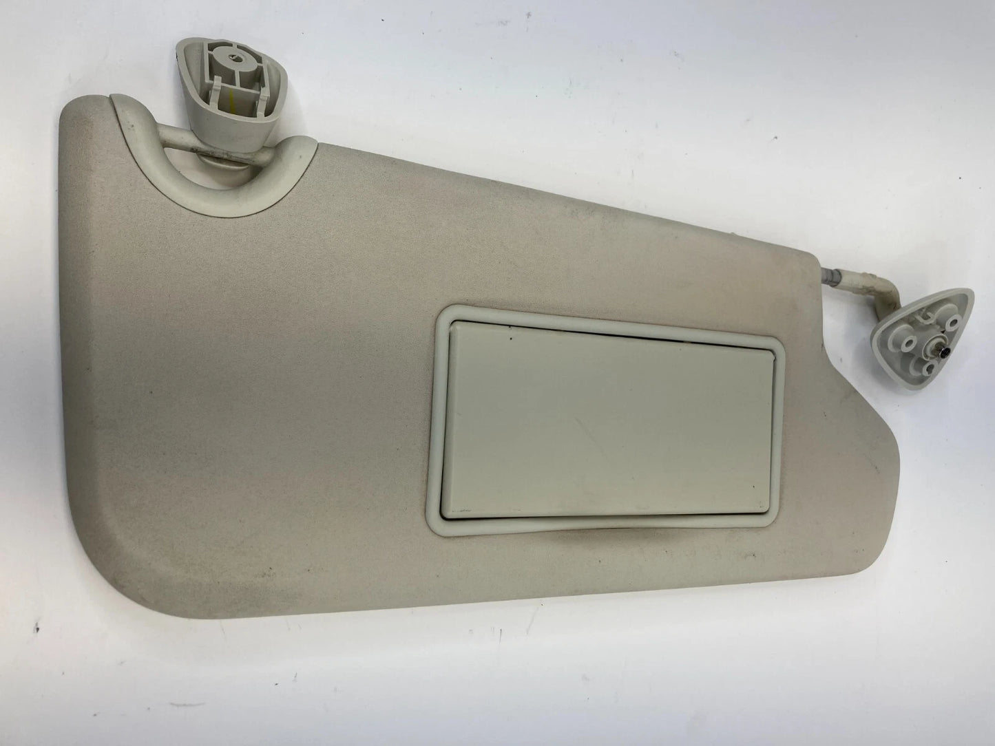 2009 2010 DODGE JOURNEY FRONT RIGHT PASSENGER SIDE SUN VISOR SUNVISOR SHADE OEM