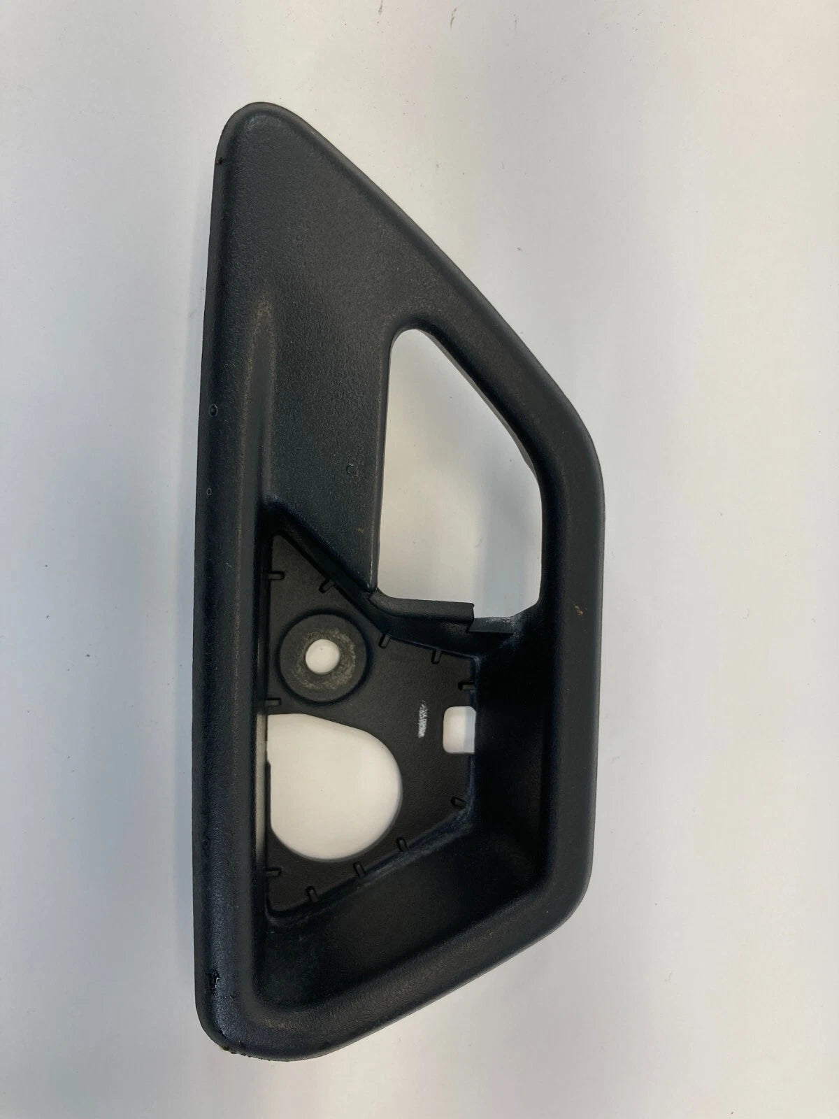 2009 2010 DODGE JOURNEY REAR RIGHT INTERIOR DOOR HANDLE BEZEL 100000254 OEM