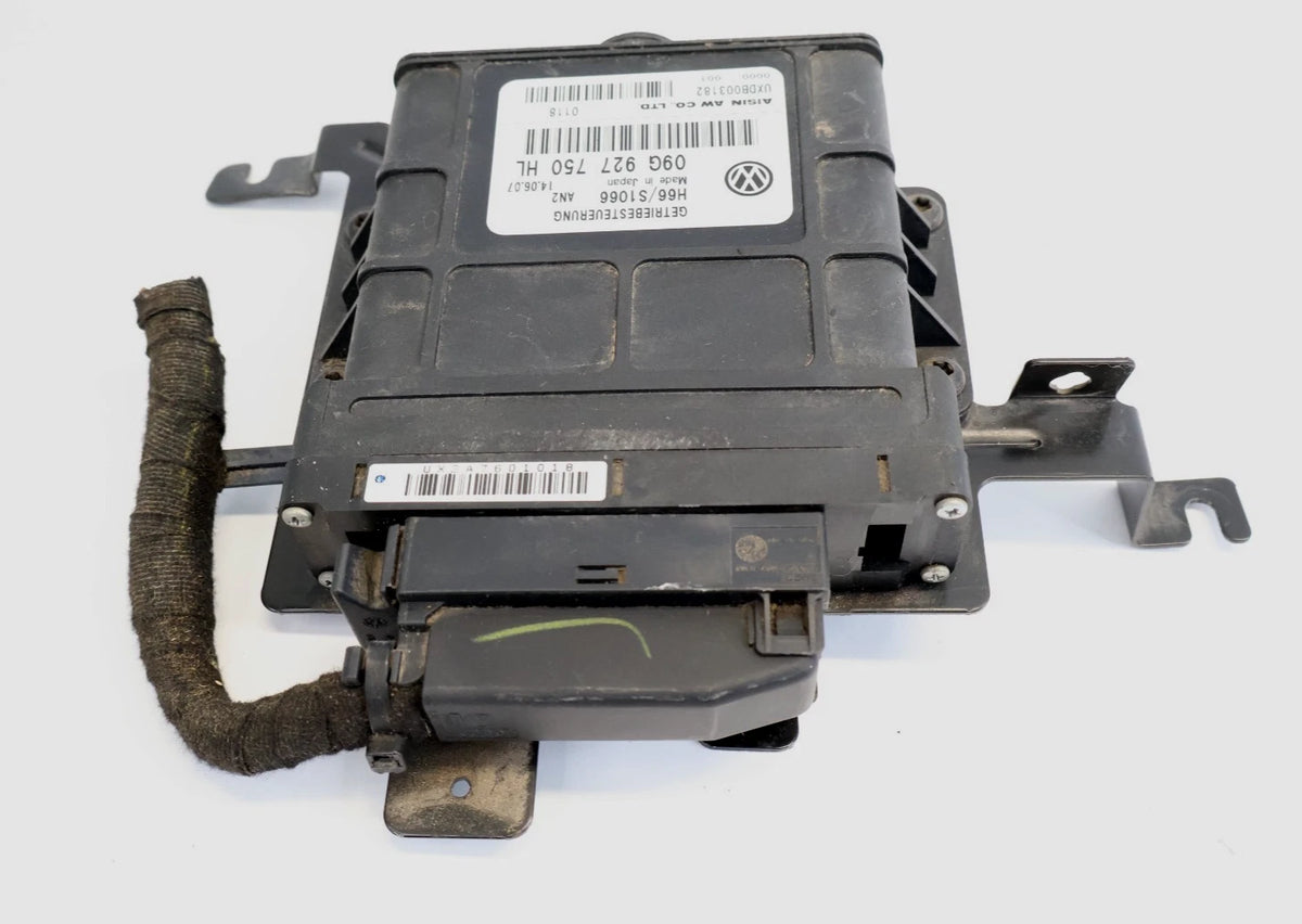 2008-2009 VW BEETLE 2.5L TRANSMISSION CONTROL MODULE TCM TCU 09G927750HL OEM