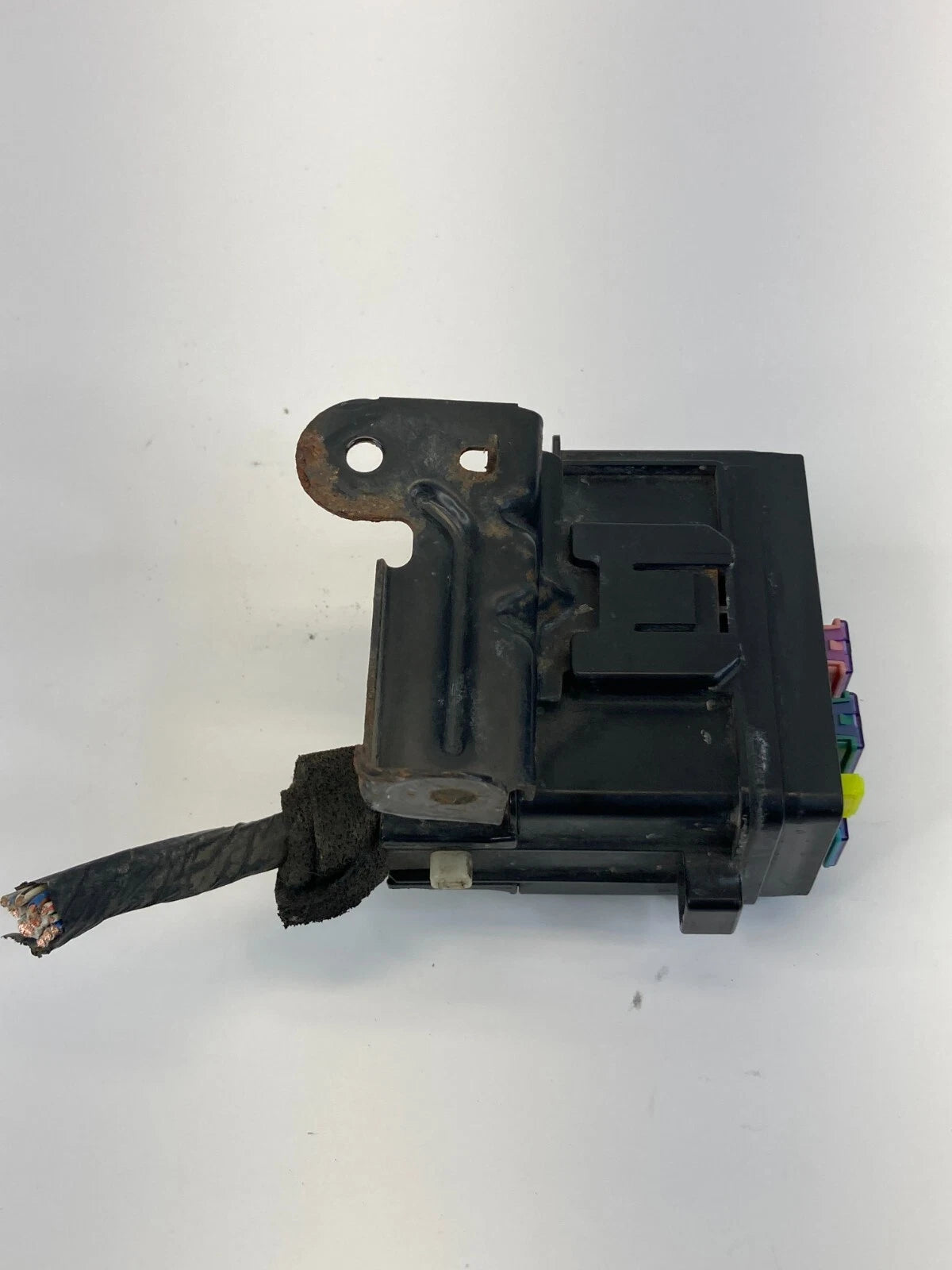 2005 2006 ACURA MDX 3.5L V6 A/T ENGINE COMPARTMENT FUSE BOX UNDER HOOD