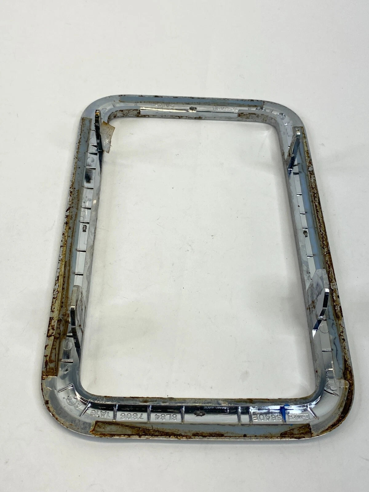 2008-2012 FORD ESCAPE CENTER CONSOLE SHIFTER SHIFT BEZEL SURROUND 8L84-7806-1A16