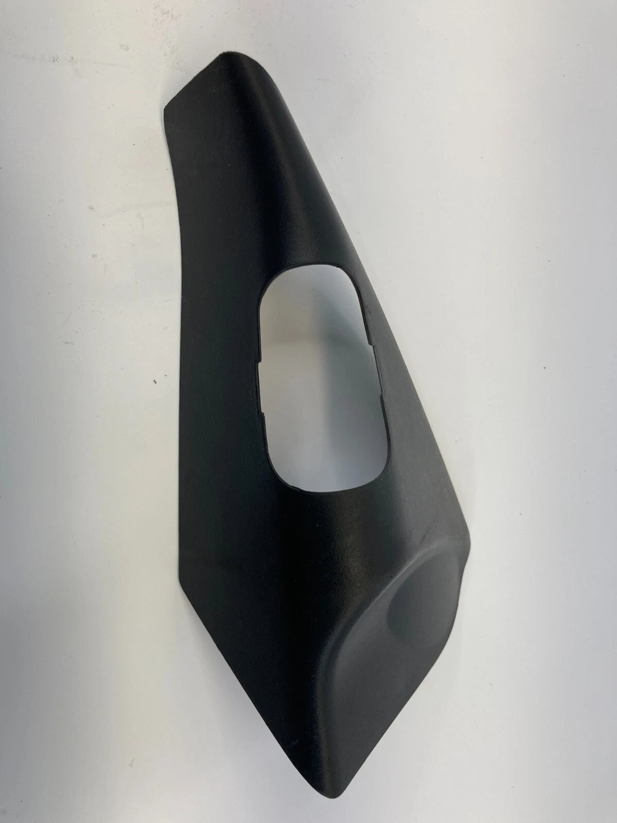 03-11 SAAB 9-3 93 SEDAN FRONT LEFT DRIVER SIDE INNER DOOR CORNER COVER 12794342