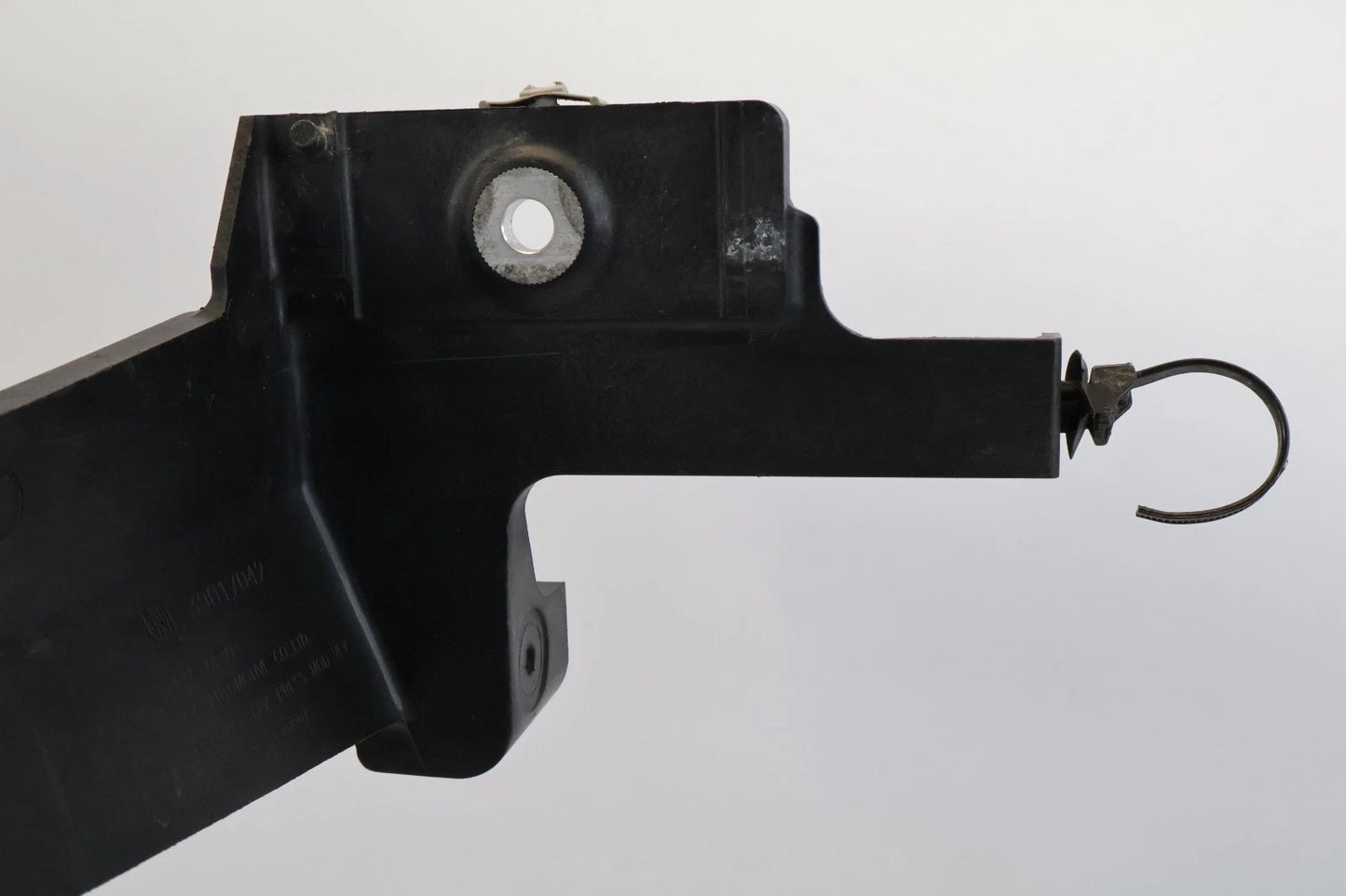 2016-2019 CHEVROLET CRUZE 1.4L ABS PUMP BRAKE SUPPORT BRACKET HOLDER 39017042