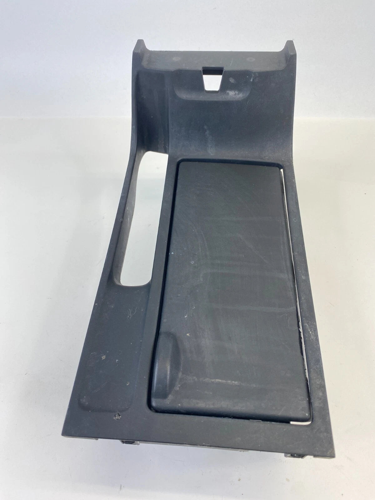 2004-2006 MAZDA 3 CENTER CONSOLE DUAL CUPHOLDER CUP HOLDER BP4K-64361 OEM