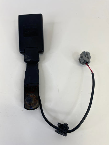 11 12 13 14 Dodge Avenger Front Right Passenger Seat Belt Buckle 22812207 OEM