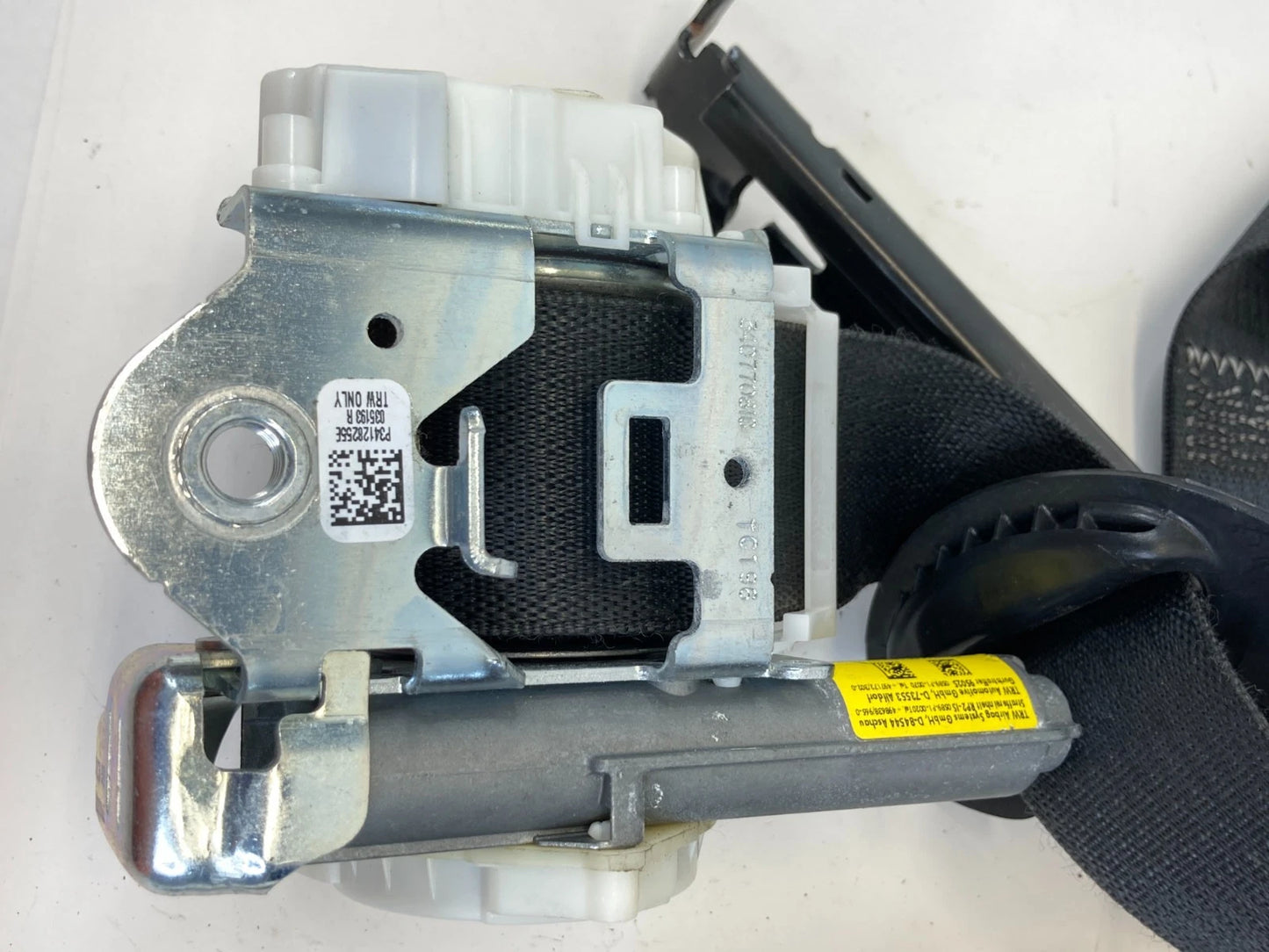 16-19 FORD EXPLORER INTERCEPTOR UTILITY FRONT LEFT SEAT BELT RETRACTOR OEM