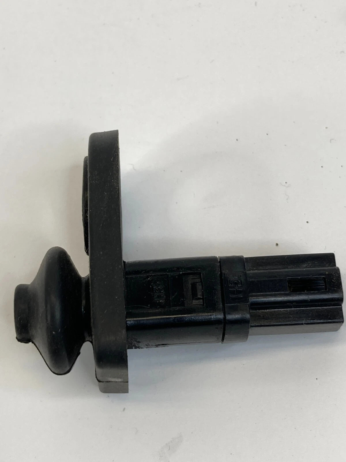 2006-2016 KIA RIO 10-13 SOUL REAR RIGHT SIDE DOOR AJAR JAMB LIGHT SWITCH