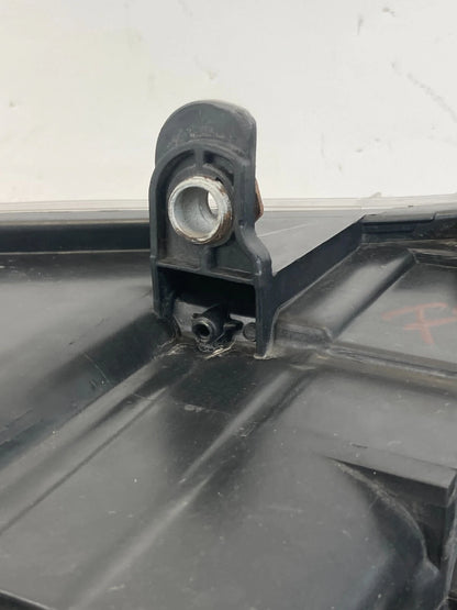 2009-2012 VOLKSWAGEN CC FR RIGHT PASSENGER HEADLIGHT HEADLAMP 20905300 AFTERMKT