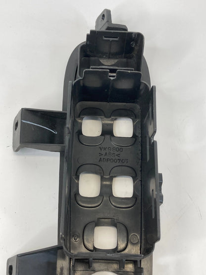 04-08 PONTIAC GRAND PRIX FRONT LEFT SIDE DOOR MASTER WINDOW SWITCH TRIM BEZEL
