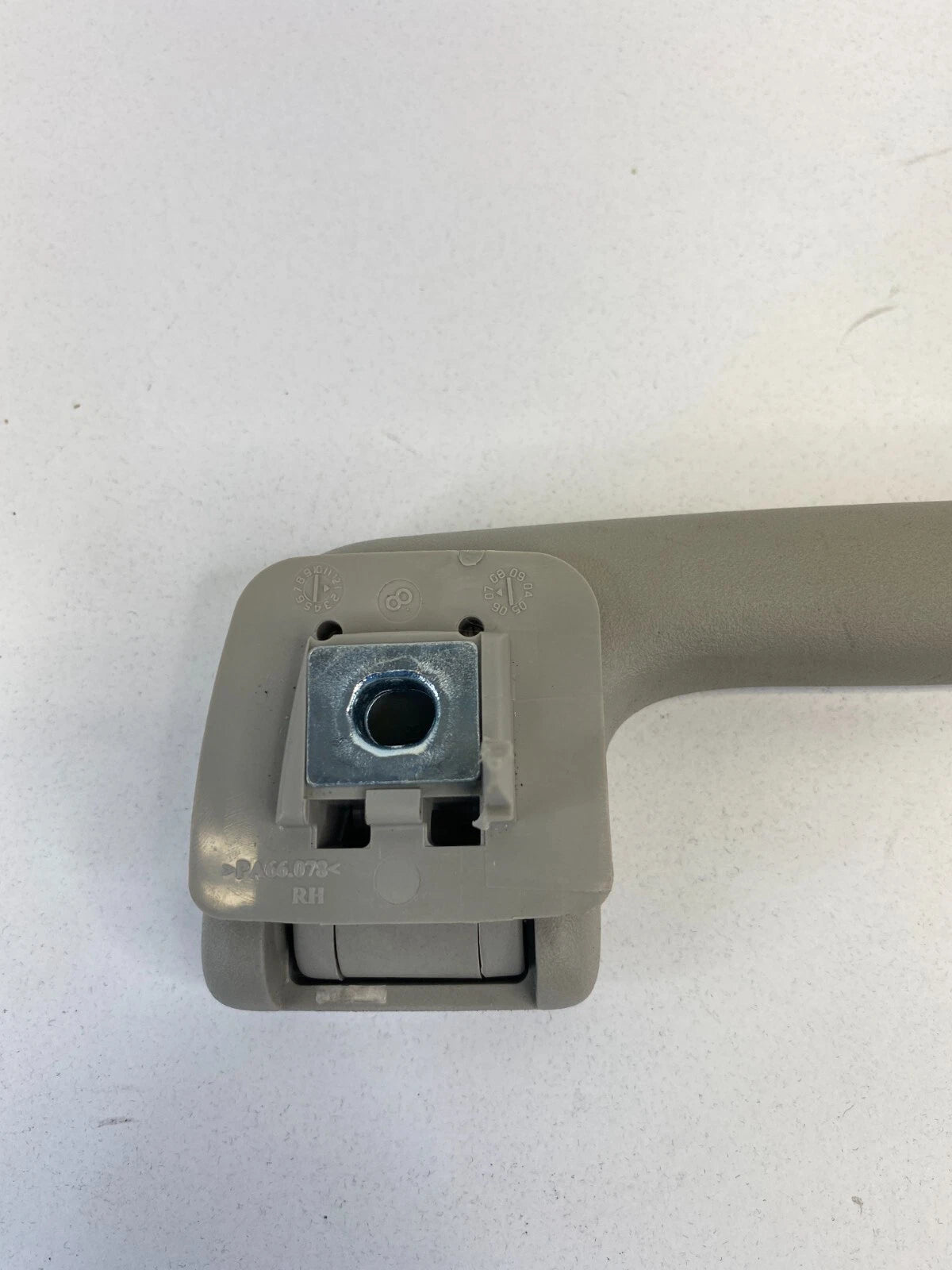2005-2009 SAAB 9-7X INTERIOR ROOF REAR RIGHT SIDE GRAB BAR HANDLE 15269142 OEM