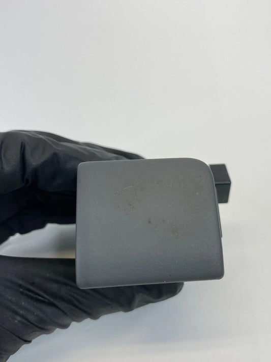 2010 2011 10 11 TOYOTA PRIUS GLOVE BOX LATCH LOCK RELEASE BUTTON OEM