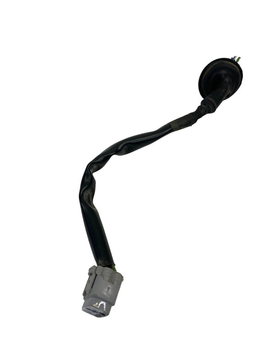 2006-2009 PONTIAC TORRENT REAR RIGHT TAIL LIGHT WIRE HARNESS CABLE CONNECTOR OEM