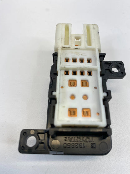 2004 TOYOTA CAMRY FRONT RIGHT PASSENGER SIDE SEAT SWITCH CONTROL TILT OEM