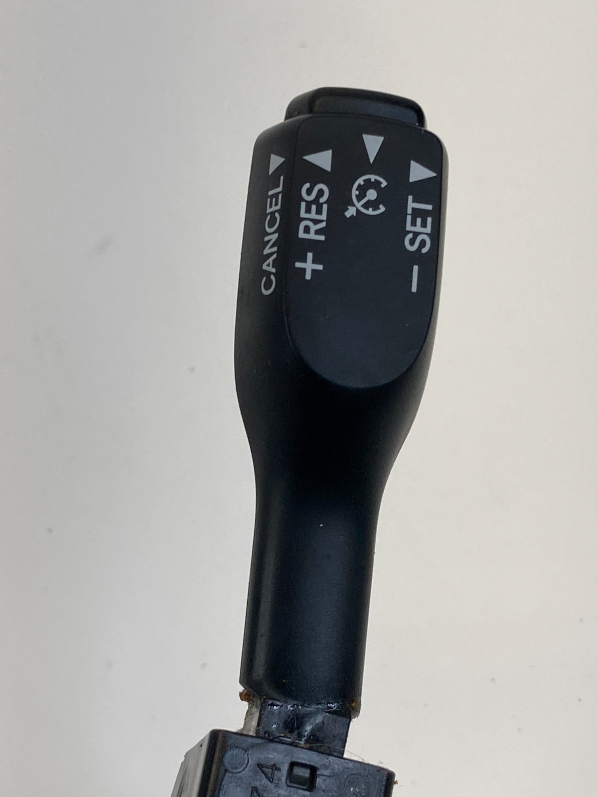 2004-2013 Toyota Highlander Set/Resume Speed Cruise Control Switch 18A174 OEM