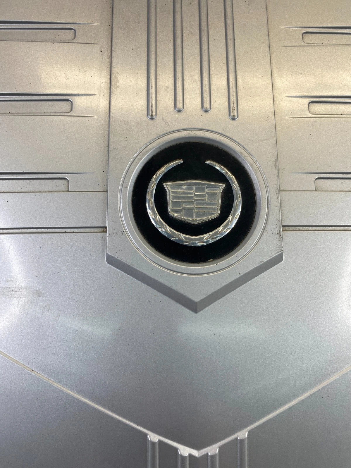 04 05 06 07 08 09 CADILLAC SRX 3.6L V6 VVT ENGINE MOTOR COVER SHIELD OEM