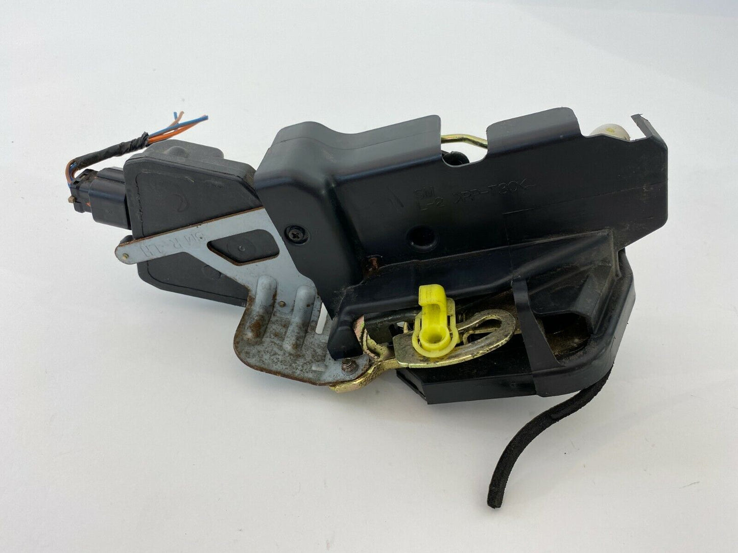 01 02 03 04 05 06 Hyundai Santa Fe Rear Left Side Door Lock Latch Actuator OEM