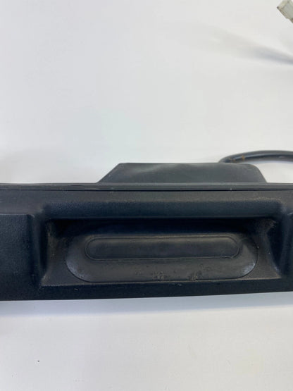 2003-2012 LAND ROVER RANGE ROVER REAR LICENSE PLATE LIGHT MOLDING ASSEMBLY OEM