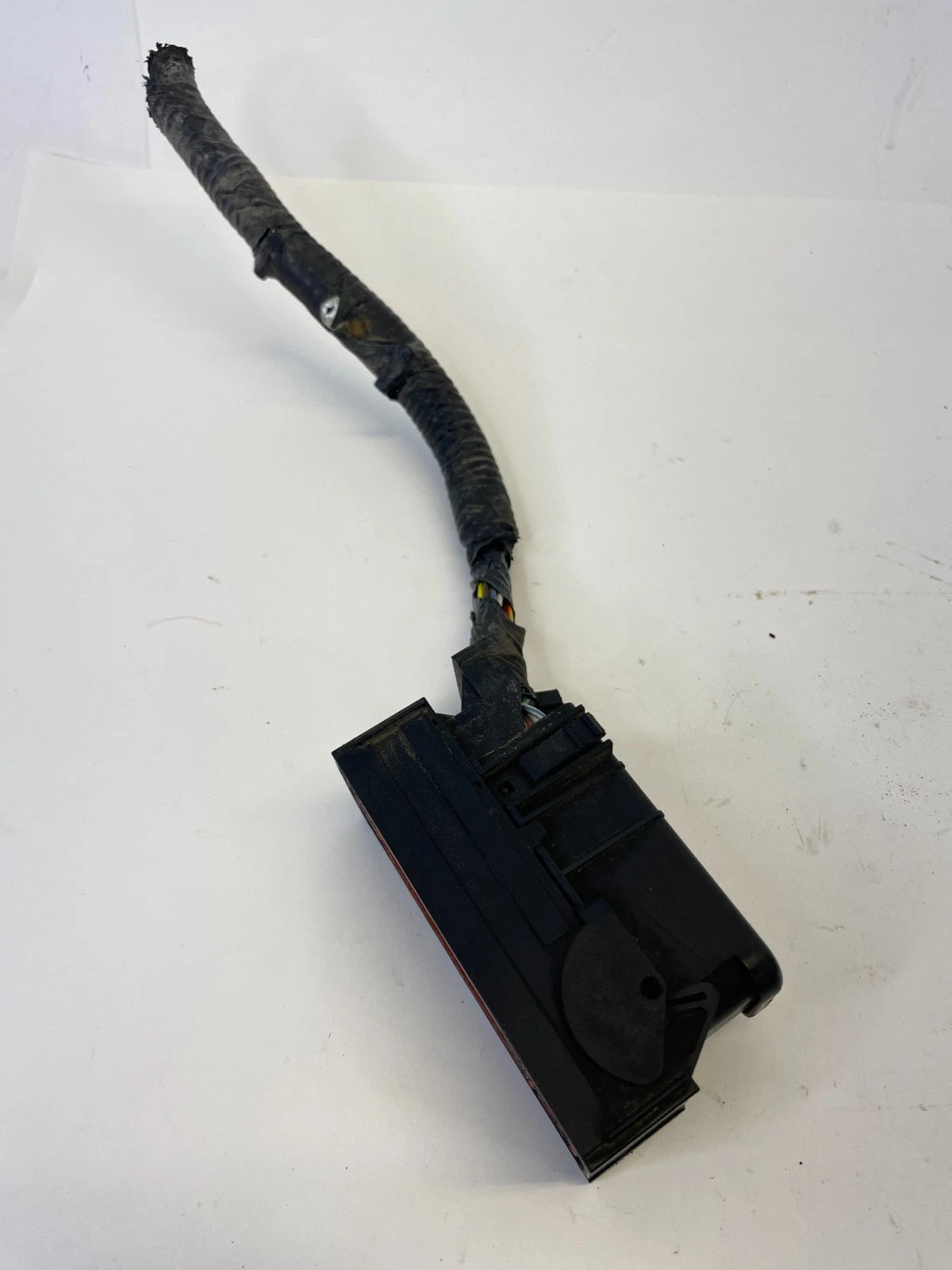 2009-2012 FORD ESCAPE ABS ANTI-LOCK BRAKE PUMP WIRING HARNESS CONNECTOR OEM
