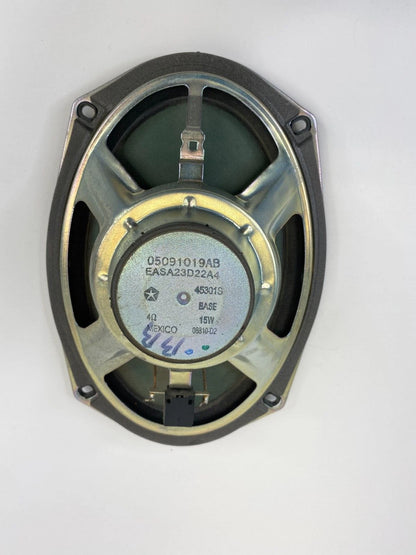 2009-2014 Volkswagen Routan Rear Right Side Door Sound Speaker 05091019AB OEM